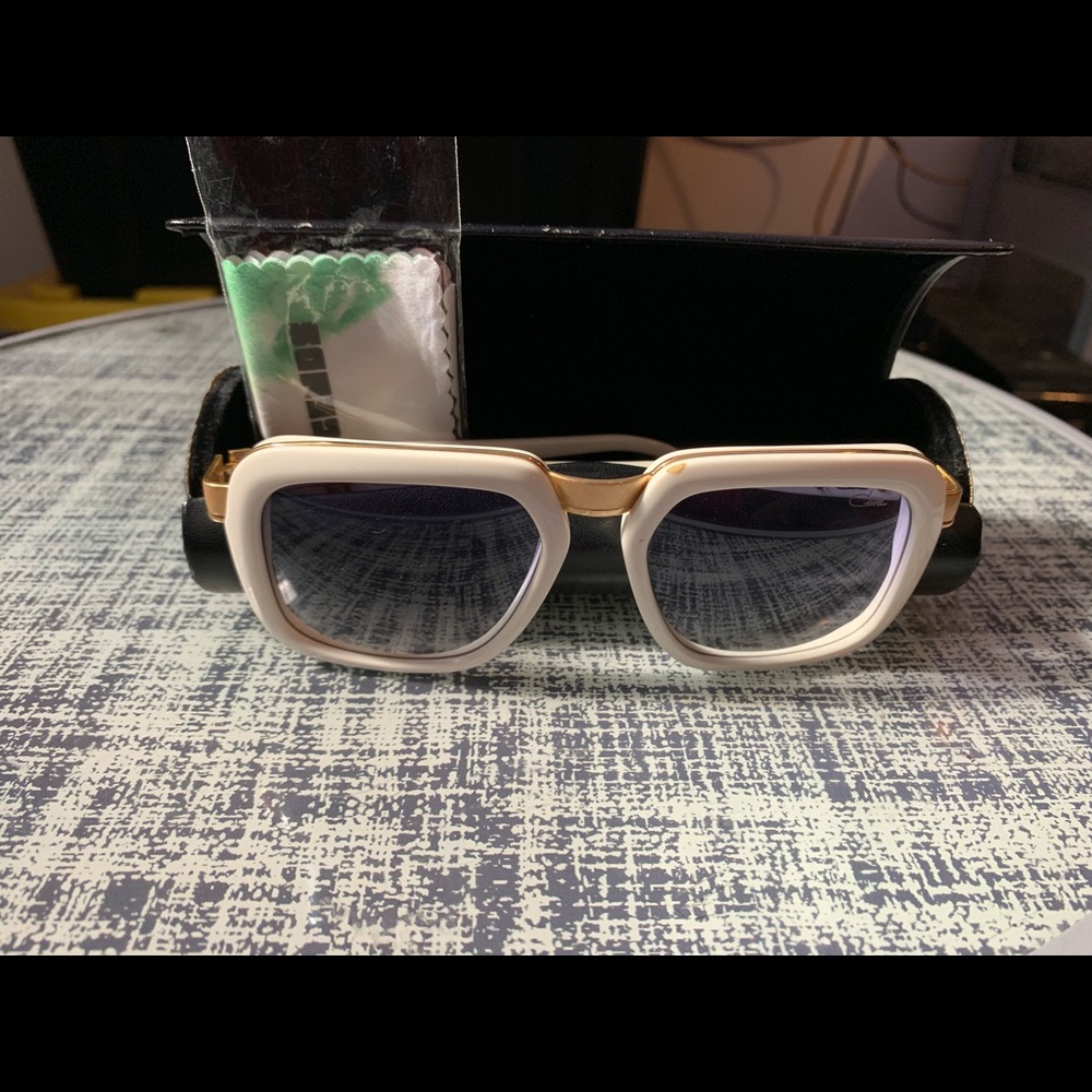 Men frames